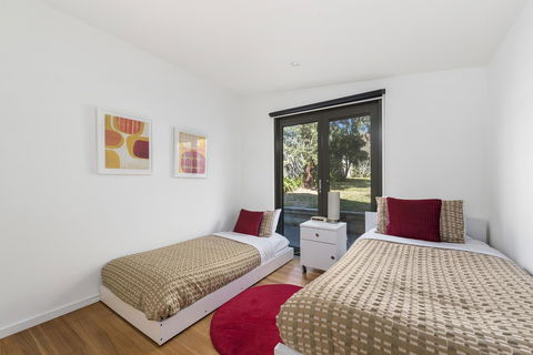 Apollo Bay Cottages - Kalgoorlie Accommodation 15