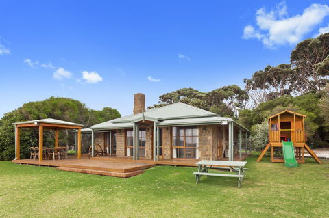 Apollo Bay Cottages - Kalgoorlie Accommodation 0