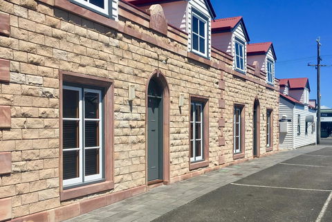 54 On Bank - Kalgoorlie Accommodation 2