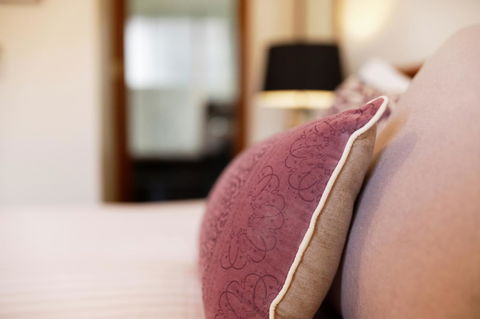 54 On Bank - Kalgoorlie Accommodation 14