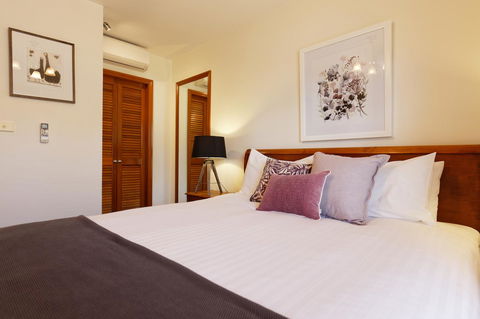 54 On Bank - Kalgoorlie Accommodation 25