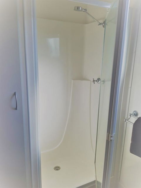 Tasman Holiday Parks - Geelong - Kalgoorlie Accommodation 6