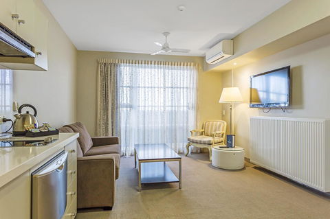 Deep Blue Hotel & Hot Springs - Kalgoorlie Accommodation 42