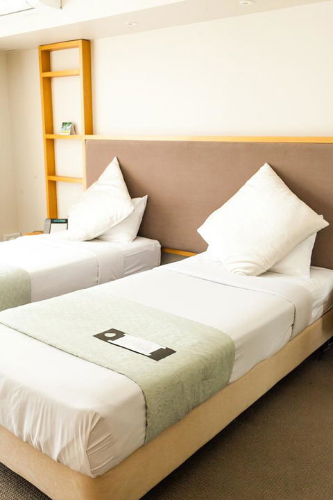 Deep Blue Hotel & Hot Springs - Kalgoorlie Accommodation 17
