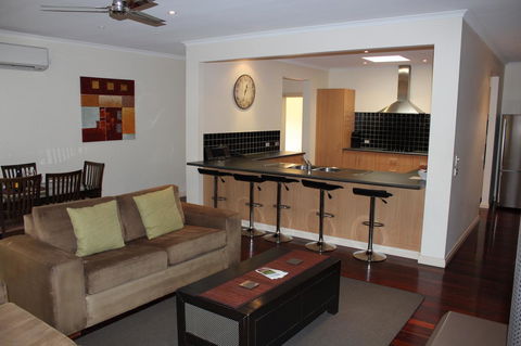Yering Gorge Cottages - Kalgoorlie Accommodation 16