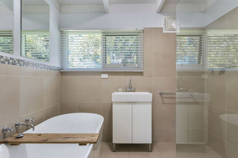 Blairgowrie Bella - Light Filled Home With Great Deck - Kalgoorlie Accommodation 9