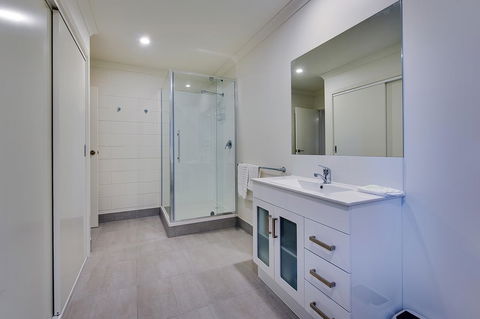 Allambi Holiday Apartments - Kalgoorlie Accommodation 37