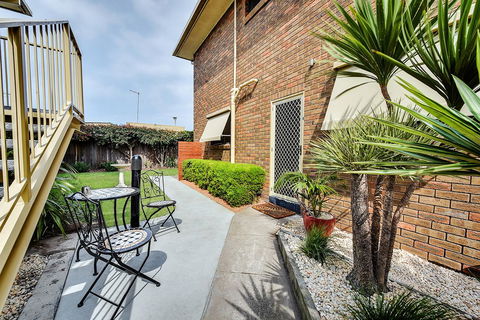 Allambi Holiday Apartments - Kalgoorlie Accommodation 25