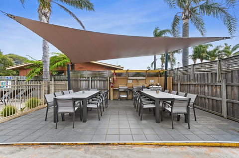 Allambi Holiday Apartments - Kalgoorlie Accommodation 10