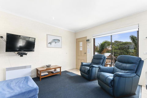 Allambi Holiday Apartments - Kalgoorlie Accommodation 17