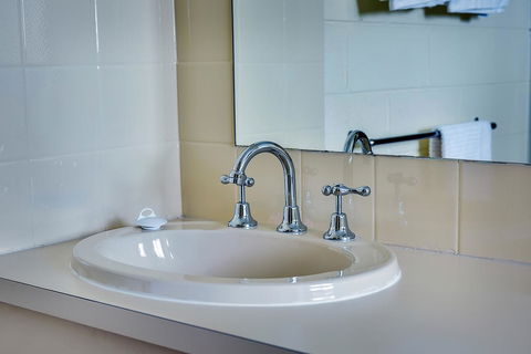 Allambi Holiday Apartments - Kalgoorlie Accommodation 40