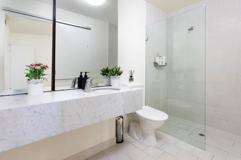 La Maison - Great View, Free Parking, Pool, Gym, Perfectly Located 2BR Apartment - Kalgoorlie Accommodation 18