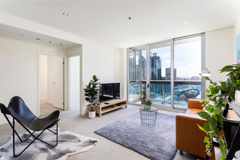 La Maison - Great View, Free Parking, Pool, Gym, Perfectly Located 2BR Apartment - Kalgoorlie Accommodation 2