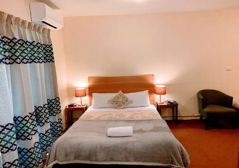 Mountain Creek Motel Bar & Restaurant - Kalgoorlie Accommodation 2