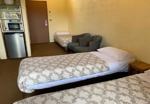 Mountain Creek Motel Bar & Restaurant - Kalgoorlie Accommodation 30