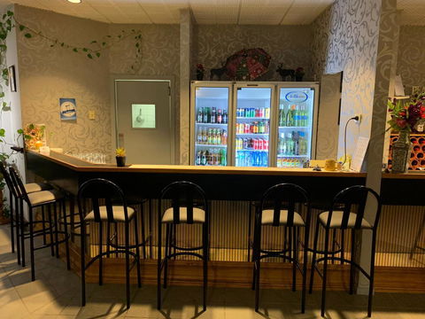 Mountain Creek Motel Bar & Restaurant - Kalgoorlie Accommodation 10