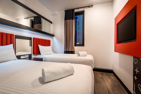 Essence Hotel Carlton - Kalgoorlie Accommodation 12