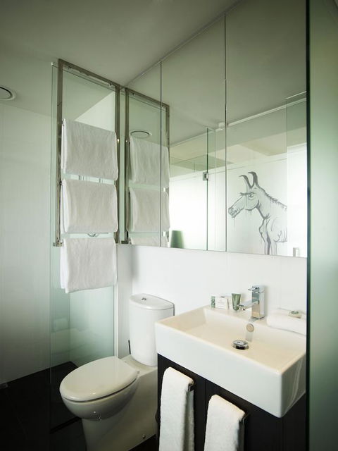 The Cullen Melbourne - Art Series - Kalgoorlie Accommodation 6