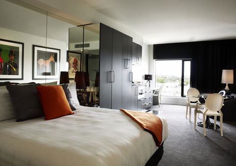 The Cullen Melbourne - Art Series - Kalgoorlie Accommodation 3