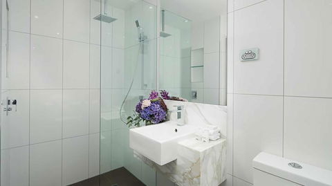 Crowne Plaza Melbourne Carlton, An IHG Hotel - Kalgoorlie Accommodation 10