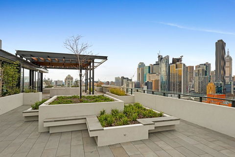 The Eminence Apartments By CLLIX - Kalgoorlie Accommodation 6