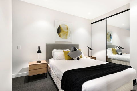 The Eminence Apartments By CLLIX - Kalgoorlie Accommodation 11