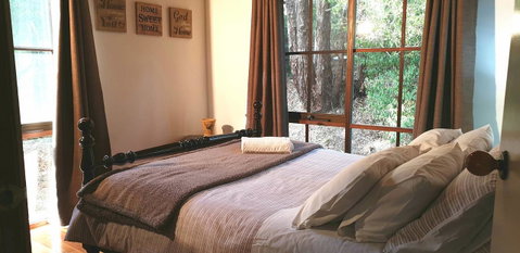 Day Dream Cottage - Kalgoorlie Accommodation 5