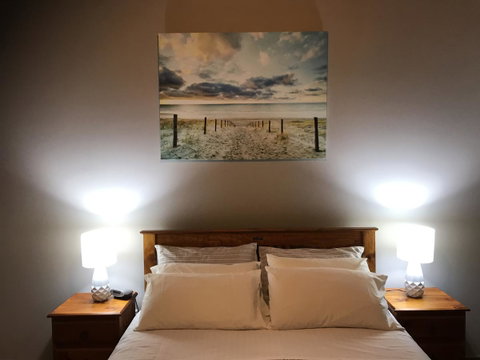 Day Dream Cottage - Kalgoorlie Accommodation 15