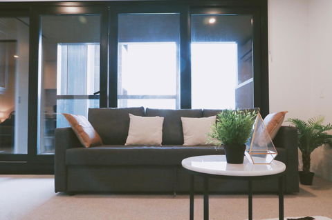 Riverside Docklands S Collection - Kalgoorlie Accommodation 10