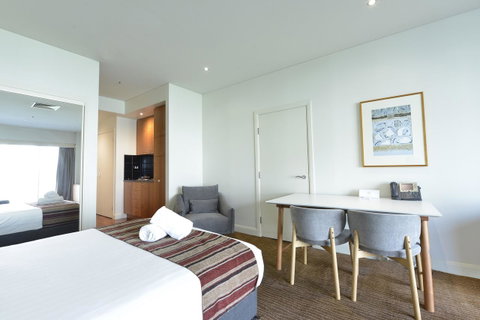 Seasons Botanic Gardens - Kalgoorlie Accommodation 6