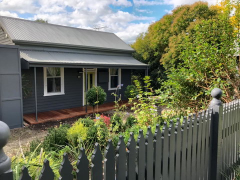 Cinta Cottage - Kalgoorlie Accommodation 2