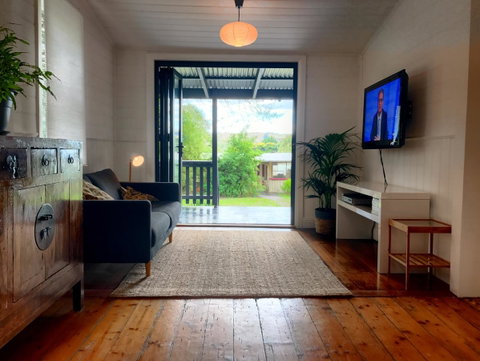 Cinta Cottage - Kalgoorlie Accommodation 6