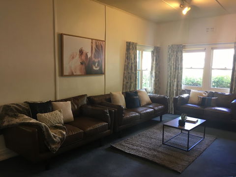The Orchard House - Kalgoorlie Accommodation 21
