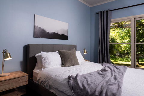 The Orchard House - Kalgoorlie Accommodation 14