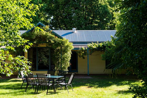 The Orchard House - Kalgoorlie Accommodation 6