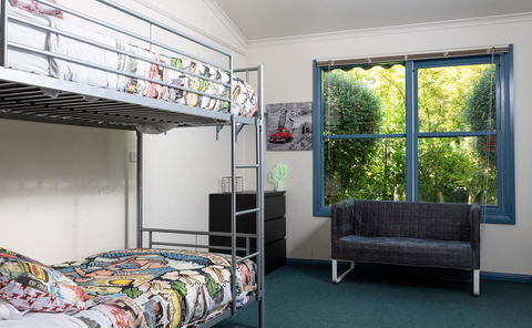 The Orchard House - Kalgoorlie Accommodation 2