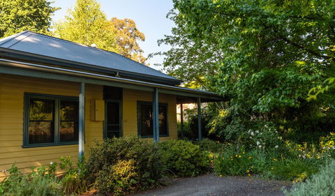The Orchard House - Kalgoorlie Accommodation 8