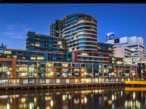 Signature Waterfront Apartments - Kalgoorlie Accommodation 38