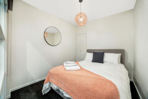 Signature Waterfront Apartments - Kalgoorlie Accommodation 19
