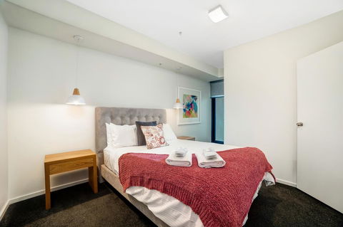 Signature Waterfront Apartments - Kalgoorlie Accommodation 18
