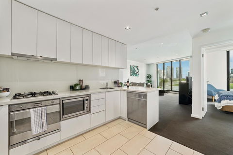 Signature Waterfront Apartments - Kalgoorlie Accommodation 28