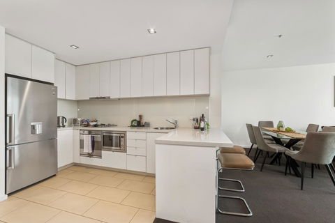 Signature Waterfront Apartments - Kalgoorlie Accommodation 24