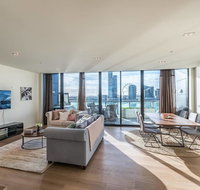 Waterfront 3 Bedroom Luxury Home Victoria Harbour - Kalgoorlie Accommodation