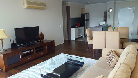Apartment 88 - Kalgoorlie Accommodation 16