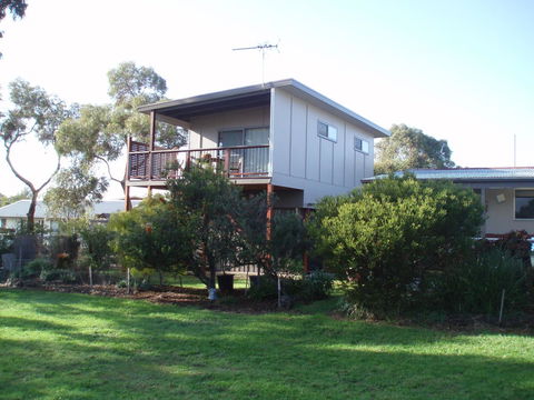 Aloha Ha Phillip Island - Kalgoorlie Accommodation 0