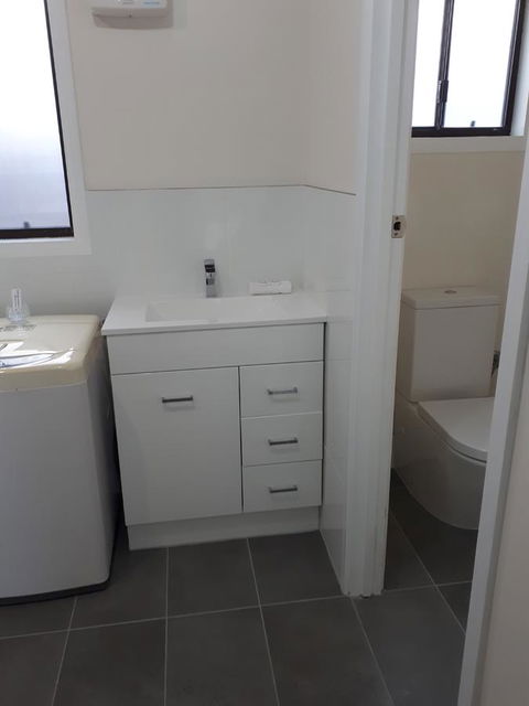 Beachcomber Holiday Units - Kalgoorlie Accommodation 8