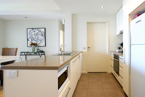 Arcadia Phillip Island - Kalgoorlie Accommodation 11