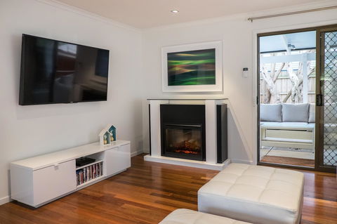 Cottage On Rye - Kalgoorlie Accommodation 4