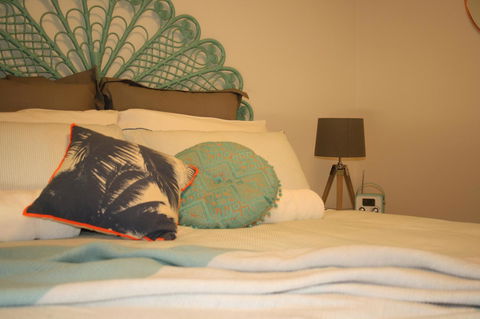 4 Autumn Grove - Kalgoorlie Accommodation 9