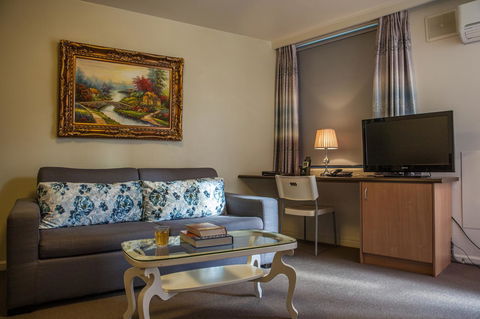 Albert Heights Serviced Apartments - Kalgoorlie Accommodation 7